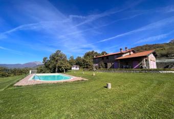 Agriturismo Il Serrino has Balcony rooms