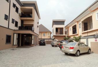 The Charis Hotel & Suites allows 18 year olds to book a room