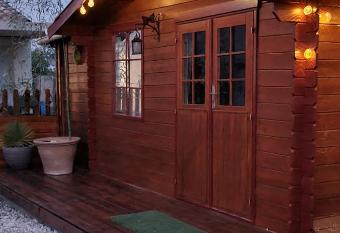 Le Chalet des Dany allows 18 year olds to book a room