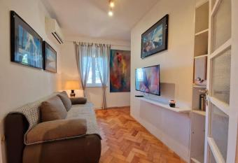 Apartman Mor  i   has rooms with a private hot tub