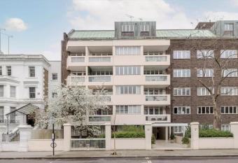 Ana s Flat has Balcony rooms