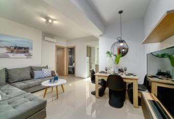 suita flat allows 18 year olds to book a room