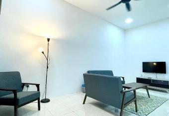 KD Homestay Bukit Keluang Besut allows 18 year olds to book a room