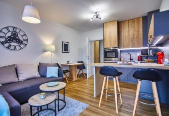 Apartm  n Lu  n   has Balcony rooms