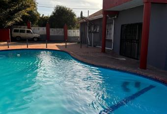 L-PACK PRIMROSe has Balcony rooms