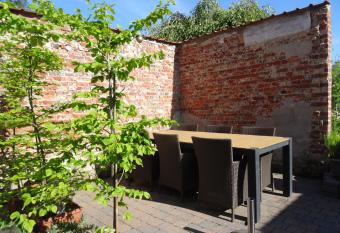 Maison Miest has Balcony rooms