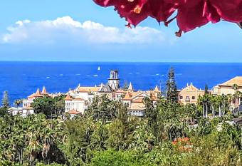 Terrazas Del Duque has Balcony rooms
