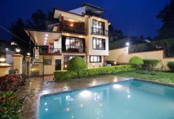 Titan villa has Balcony rooms