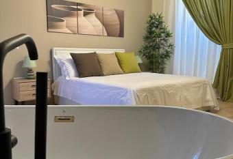 Amun   Holiday Home Noto allows 18 year olds to book a room