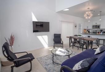 BRAND NEW 7 Stylish 3BR Near Exciting Downtown allows 18 year olds to book a room