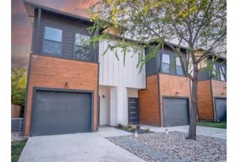 Spectacular Newly Built 3 BR Condo Near Downtown allows 18 year olds to book a room