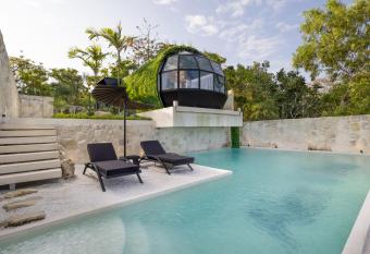 Airshipbali 2 allows 18 year olds to book a room