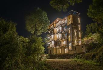 The Lalita s Majestic Pines has Balcony rooms