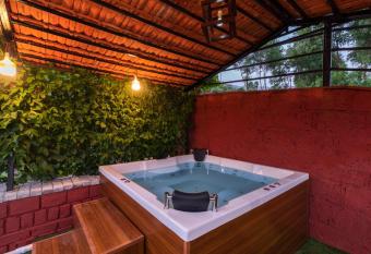 StayVista at Bubbles & Breeze has Balcony rooms