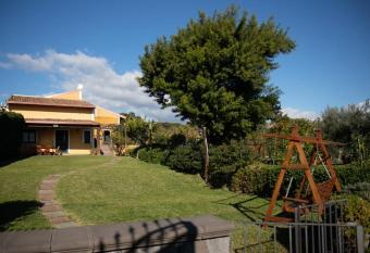 Villa Dei Talenti has Balcony rooms
