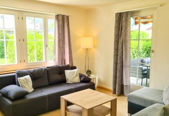 Kreuz - zentral n  he Bahnhof has Balcony rooms