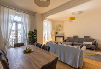 Plein centre de Montpellier - T3 Climatis   - 70m2 has Balcony rooms