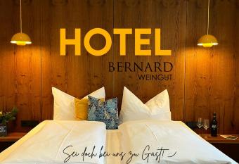 Hotel-Weingut Bernard has Balcony rooms