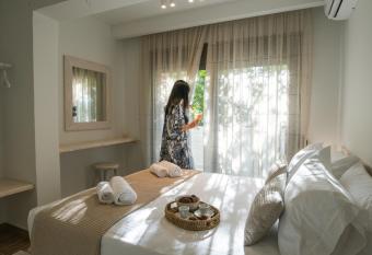 Aesthisis Sensational Accommodation has Balcony rooms