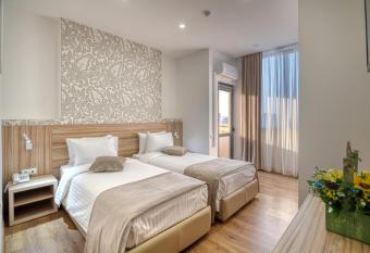 Orbeli Hotel Yerevan allows 18 year olds to book a room