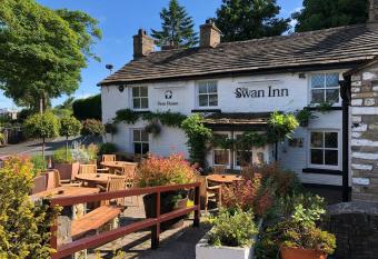 The Swan Inn allows 18 year olds to book a room