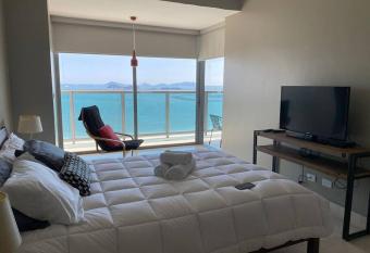 Beatiful apartament in financial area Ph Yoo allows 18 year olds to book a room