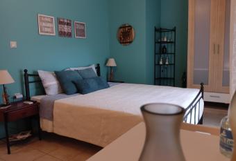 Amelie s Apartments has Balcony rooms