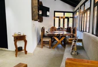 Caba  a La Bufa San Sebasti  n Del Oeste has Balcony rooms