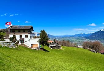 Aparthotel-Almgasthaus Gemsli - A bisal   sterreich   berm Schweizer Rheintal has Balcony rooms