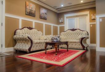 Rocky Ridge Executive Suite allows 18 year olds to book a room