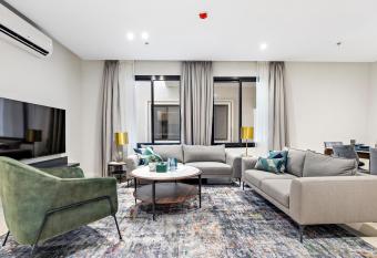 Mabaat - Al Malqa - 384 allows 18 year olds to book a room