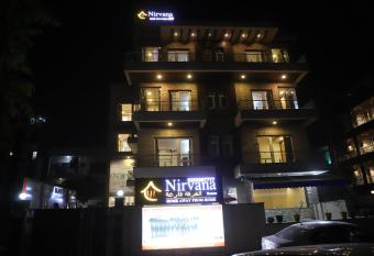 Nirvana Rooms has Balcony rooms