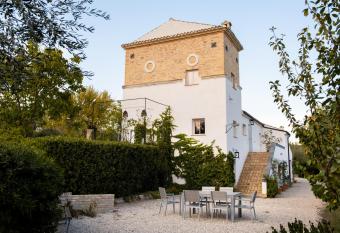 Casale delle Lavande has Balcony rooms