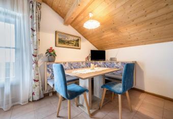 Apartment Himmelreich has Balcony rooms