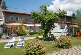 Pension Sonnenschein has Balcony rooms