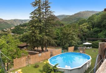 Appartamento La Casa della Nonna allows 18 year olds to book a room