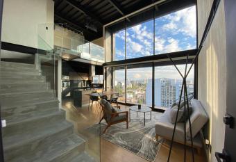 Loft Doble Altura, Colonia Americana @serra allows 18 year olds to book a room