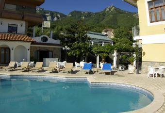 Resort Sant Angelo & SPA has Balcony rooms