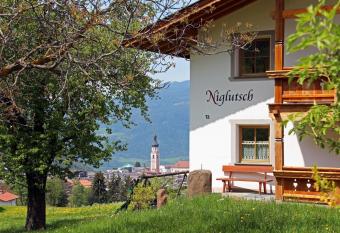 Niglutsch Apartement Puflatsch has Balcony rooms