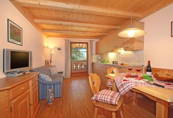 Niglutsch Apartement Schlern has Balcony rooms