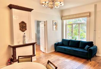 Hubane ja ruumikas saunaga korter P  rnu kesklinnas has Balcony rooms