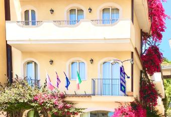 Hotel Sylesia has Balcony rooms