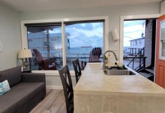 Las Casitas on Magnolia Beach - Casita B has Balcony rooms