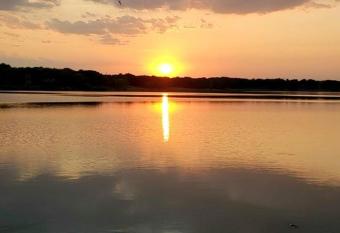 Lake Front cottage allows 18 year olds to book a room