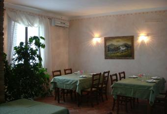 Agriturismo Cascina Gilli has Balcony rooms