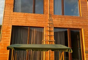 Mitarbi Silence - cozy holiday cottages in mountains has Balcony rooms