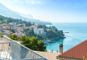 Apartments Sekuli   has Balcony rooms