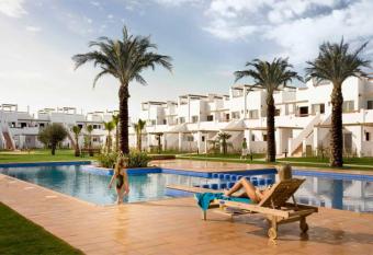 2 bed apartment on Condado De Alhama has Balcony rooms