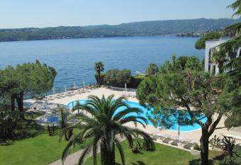 Hotel Spiaggia d Oro - Charme & Boutique - Garda Lake Collection has Balcony rooms