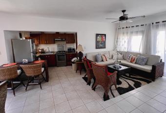 APARTAMENTOS STANZA MARE LOS CORALES allows 18 year olds to book a room